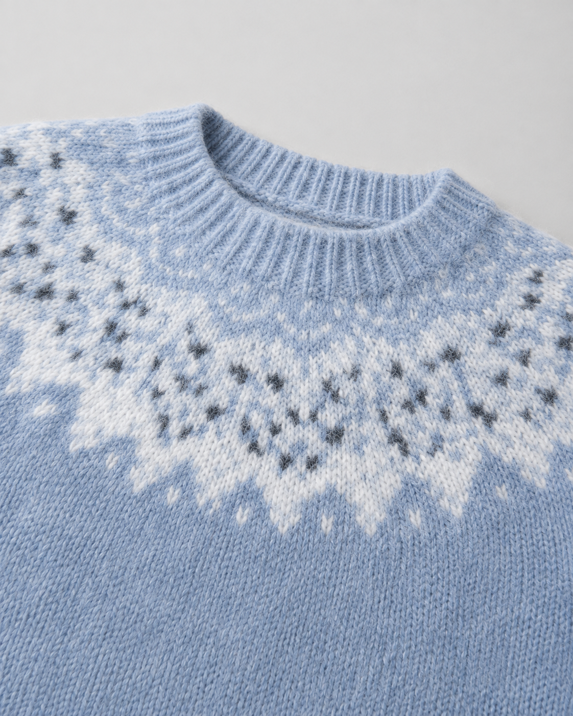Women's Fair Isle Knit Sweater - Crew Neck Relaxed Fit